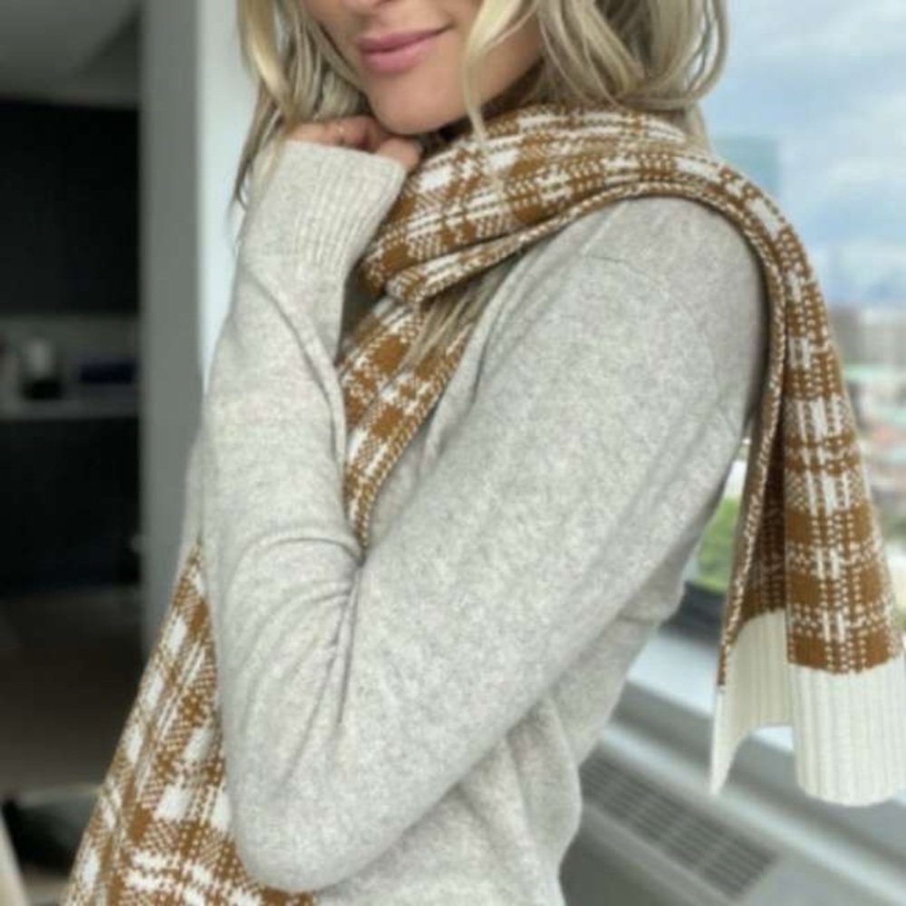 NWT TimberlandTan Plaid Scarf